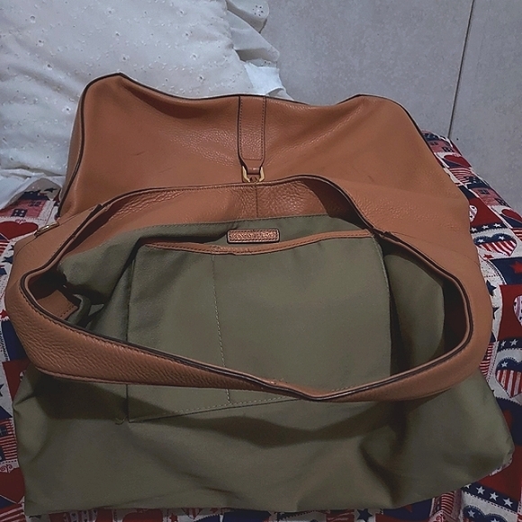 GILL BEIGE LEATHER SHOULDER BAG - Picture 9 of 10